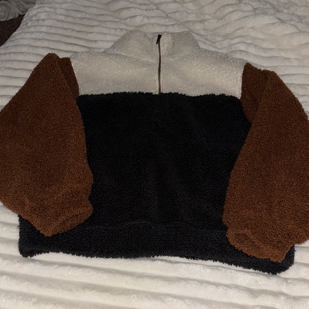 Universal Thread Colorblock Sherpa Jacket